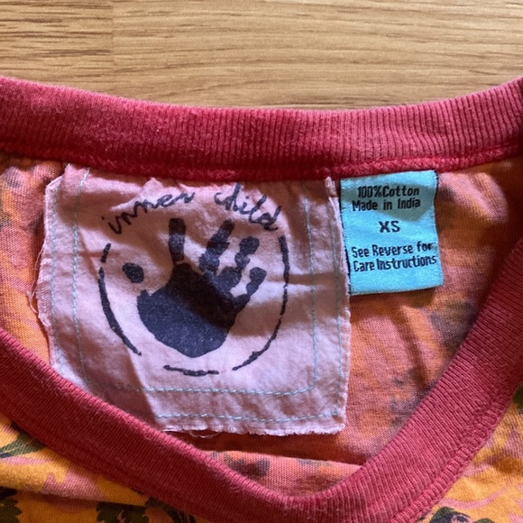 Vintage Inner Child LS tee shirt with embroidered flowers - Picture 2 of 8